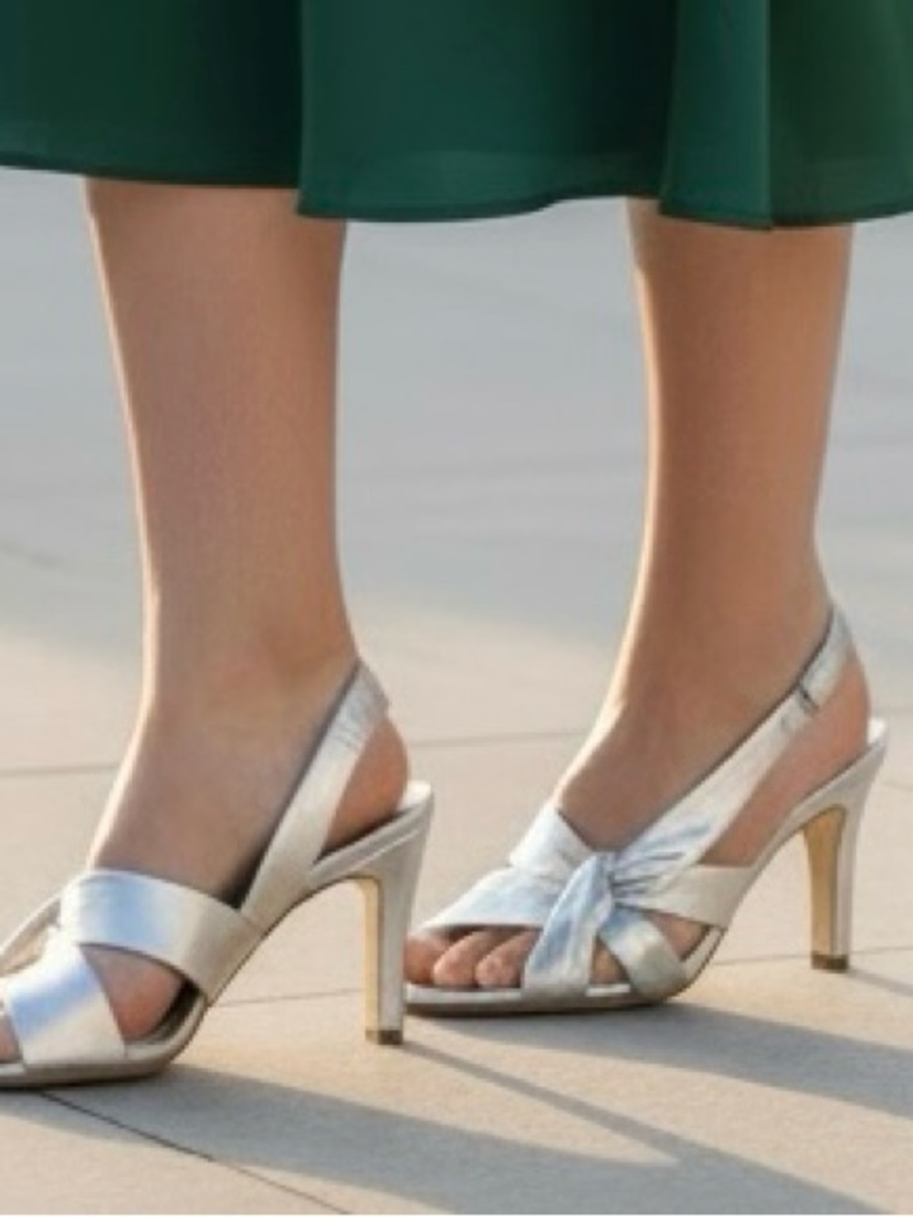 BCBG Girls Metallic Silver Knot-Front Slingback Heels 6.5